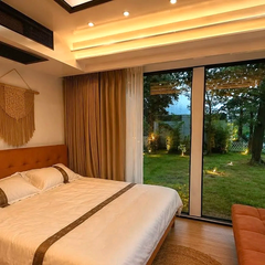 Apple Homes Ship Fully assembled & Equipped