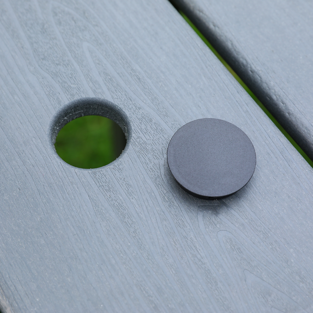 HDPE Outdoor Patio Dining Set with Table and Four Chairs