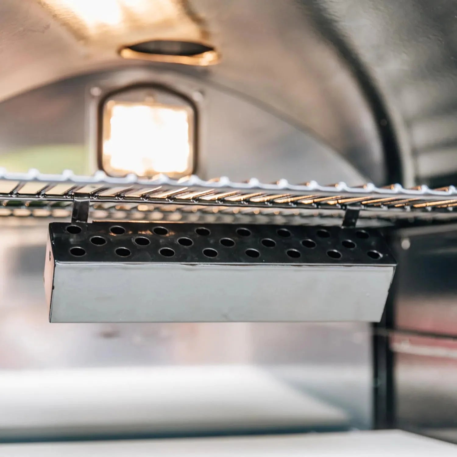 Summerset 60" Outdoor Freestanding Gas Pizza Oven [SS-OVFS-LP/NG] (SAK17543)